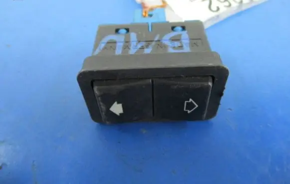 BMW 5 E34 Other devices 8368932