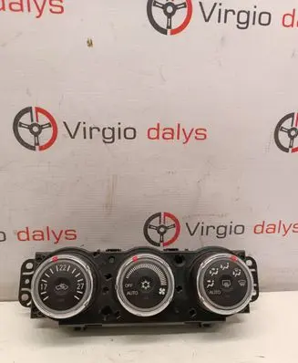 Mitsubishi Outlander Climate control unit 7820a1
