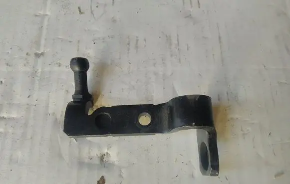 Volkswagen Golf V Other engine part 03G103390A