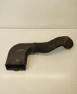 Hyundai Tucson JM Air intake hose/pipe 282102E000