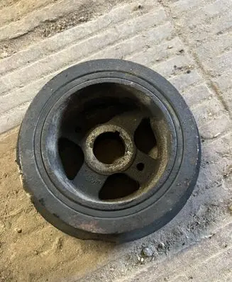 Toyota RAV 4 (XA20) Crankshaft pulley