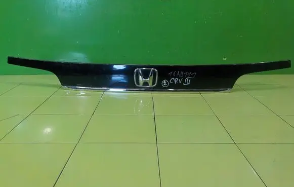 Honda CR-V Rear light center trim bar blend 540110010