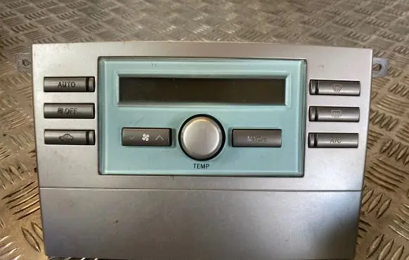 Toyota Corolla Verso AR10 Climate control unit 559000F030 MB1465702272