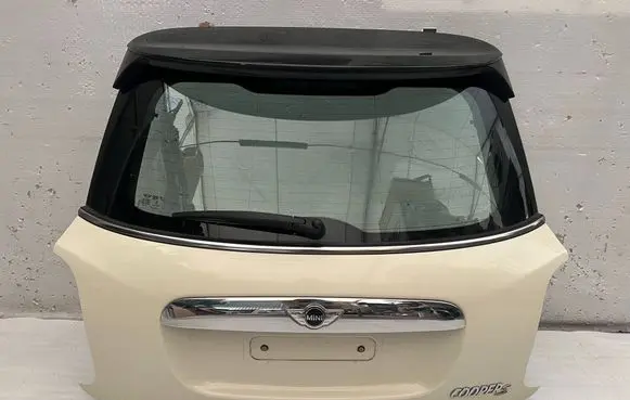 Mini One - Cooper F56 F55 Truck tailgate 