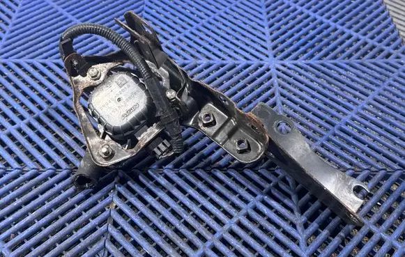 Lexus CT 200H Electric auxiliary coolant/water pump G904052010 21518L305085