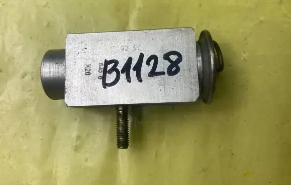Mercedes-Benz C W203 Air conditioning (A/C) radiator (interior) 2308300184