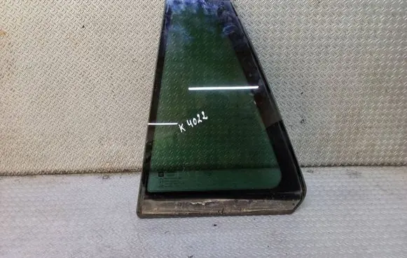 Opel Insignia A Rear vent window glass 