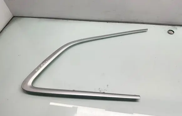 Volvo XC60 Rear side glass trim 31424737