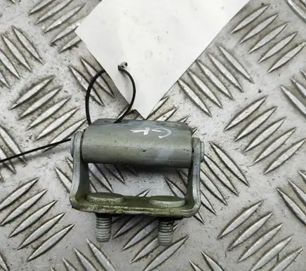 Mitsubishi Outlander Tailgate/trunk/boot hinge 5802A456