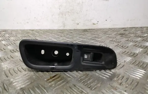 Jeep Renegade Electric window control switch