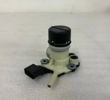 Mercedes-Benz Vito Viano W447 Adblue pump F01C250151