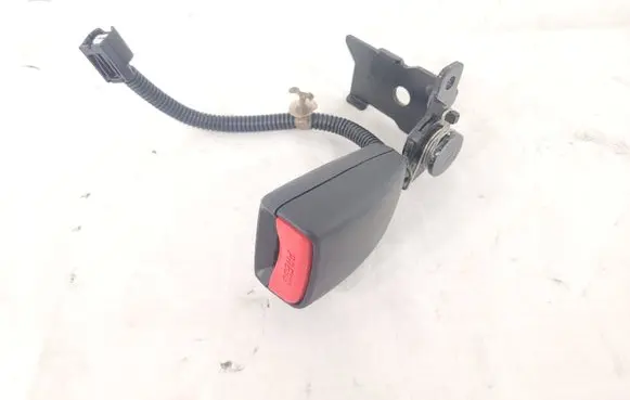 Honda Civic Rear seatbelt buckle 1040091 203344
