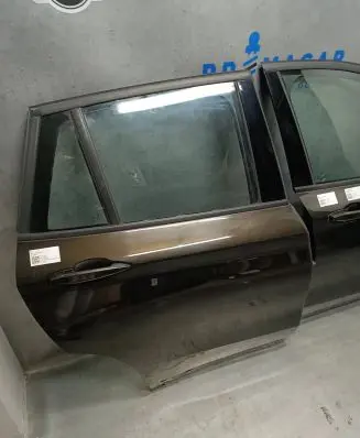 BMW X1 F48 F49 Front door