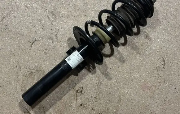 BMW X3 G01 Front shock absorber/damper 6871779