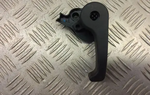 KIA Niro Engine bonnet (hood) release handle