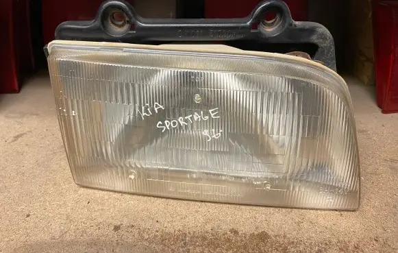 KIA Sportage Headlight/headlamp 0K01151020 0K01151020R