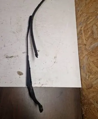 Porsche Macan (95B) Front wiper blade arm 95B955407