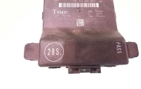 Volkswagen Golf V Gateway control module 1K0907530F