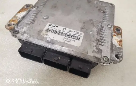 Renault Megane II Engine control unit/module 0281011324 8200309316 1039S01857