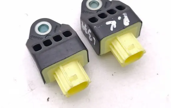 Subaru BRZ Airbag deployment crash/impact sensor 98237CA050