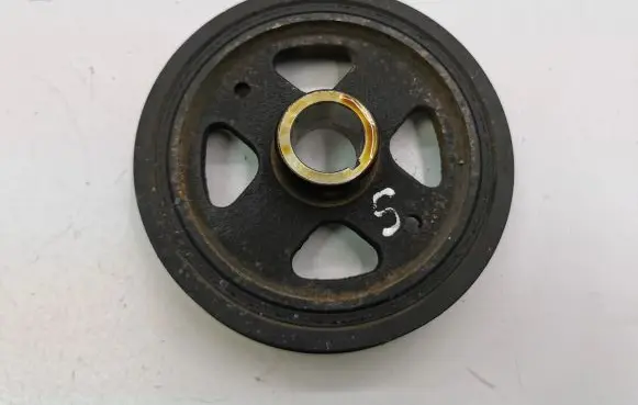 Toyota Prius (XW30) Crankshaft pulley