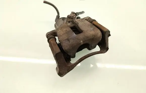 Volkswagen Tiguan Rear brake caliper 