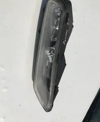 Volkswagen PASSAT B7 Front fog light