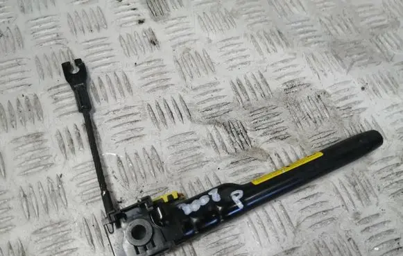 Peugeot 3008 I Front seatbelt