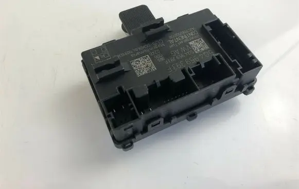 Volkswagen Golf VII Other control units/modules 5Q4959393F H3736