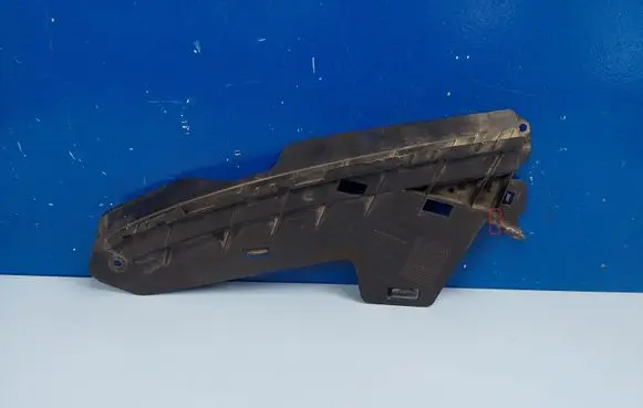 Volvo XC70 Front bumper mounting bracket 30796387