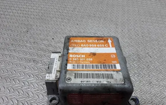 Audi A4 S4 B5 8D Airbag control unit/module 8A0959655C 0285001038