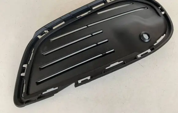Mercedes-Benz C W205 Front bumper lower grill A2058854123