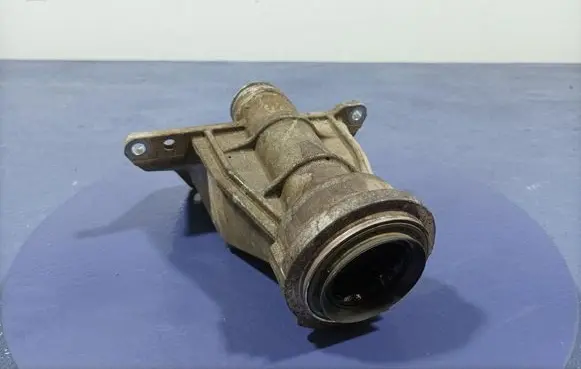 BMW X7 G07 Front driveshaft 8639383