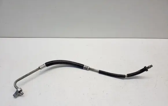Chevrolet Volt I Gearbox oil cooler pipe/hose 22742903