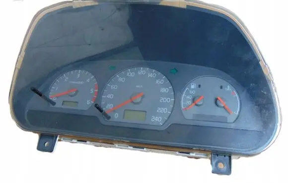 Volvo S40, V40 Speedometer (instrument cluster)