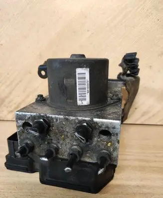 Ford Mondeo MK IV ABS Pump 7G912C405AA 54084874A 16565701