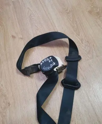 Renault Master II Rear seatbelt 0052393A 033400