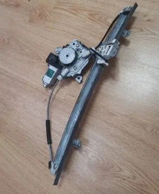 Nissan Tiida C11 Front door window regulator with motor 807308991A A864364701