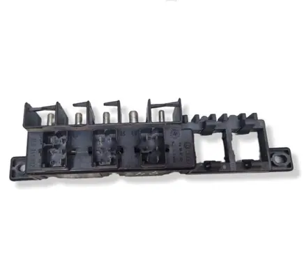 Volkswagen Golf IV Fuse box set 8L0941822