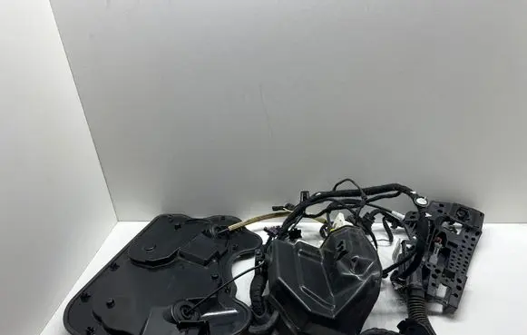 Audi A8 S8 D4 4H Front door lock 4H0837916 4H0837916A 4F0837060A