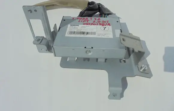 Nissan X-Trail T32 Camera control unit module 284A16FV2A