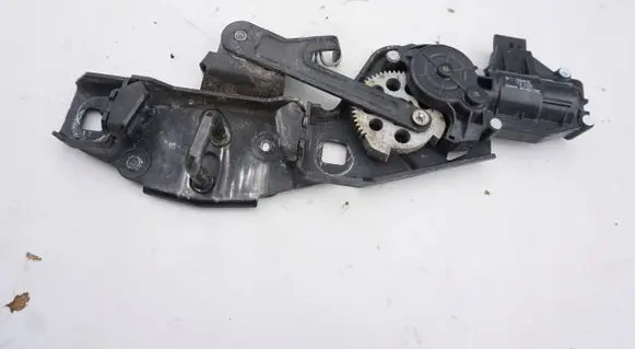 Ford Focus Tailgate/trunk/boot lock/catch/latch