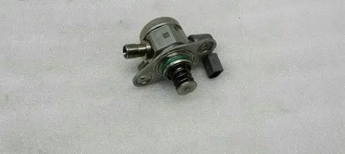 Mercedes-Benz A W176 Mechanical fuel pump A2760700601