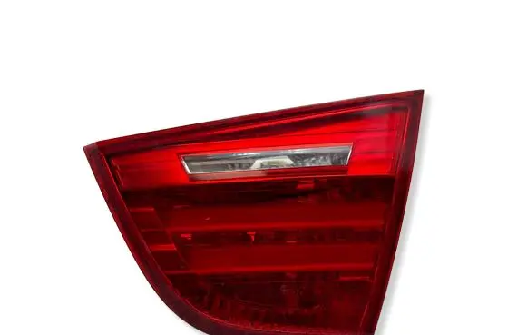 BMW 3 E90 E91 Tailgate rear/tail lights 7289428