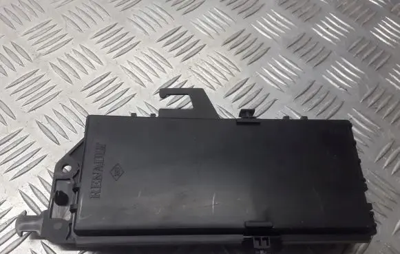 Renault Espace IV Central body control module 8200427761-A