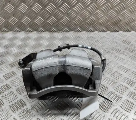 Volvo XC40 Front brake caliper 32329517 31658254