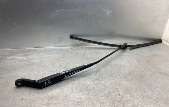 Peugeot 407 Windshield/front glass wiper blade 1745602