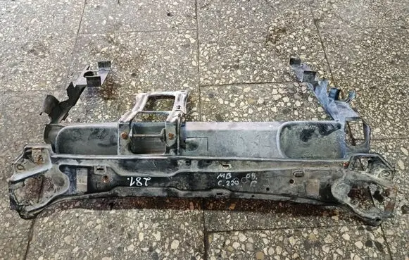 Mercedes-Benz C W203 Top upper radiator support slam panel A2035052730