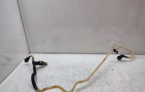 Opel Movano B Fuel line pipe