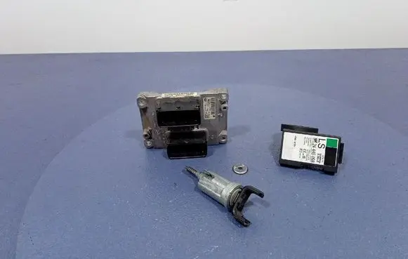 Opel Zafira A Engine control unit/module ECU 55352933
